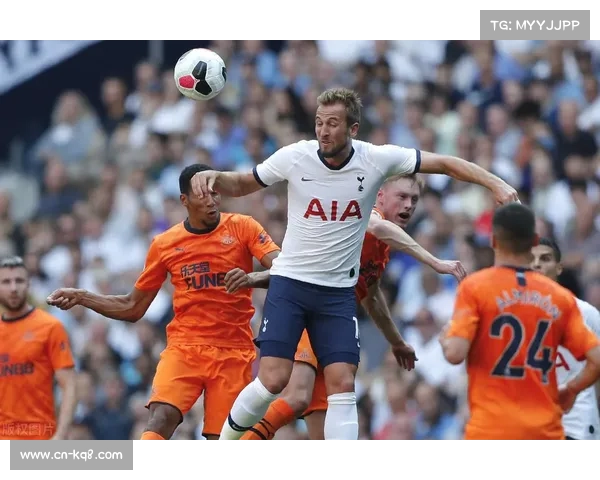 亚特兰大训练加练定位球,斯卡马卡头球重点 亚特兰大训练加练定位球,斯卡马卡头球重点